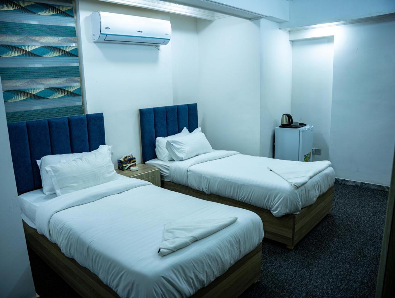 Malik Dijlah Hotel Baghdād Extérieur photo