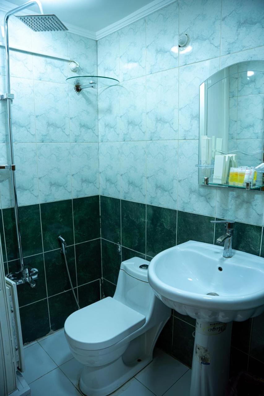 Malik Dijlah Hotel Baghdād Extérieur photo